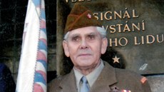 Lubor Šušlík při vzpomínkové akci u budovy rozhlasu. Lubor Šušlík při vzpomínkové akci u budovy rozhlasu.