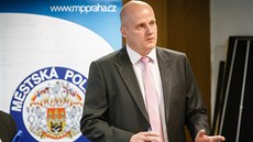 Ředitel Městské policie hl.m. Prahy. Eduard Šuster Ředitel Městské policie hl.m. Prahy. Eduard Šuster