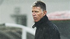 Trenér Slavie Jaroslav Šilhavý v duelu v Plzni. Trenér Slavie Jaroslav Šilhavý v duelu v Plzni.