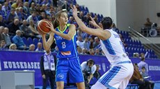 Veronika Voráčková (vlevo) z USK Praha proti Natalii Žedikové z Kursku. Veronika Voráčková (vlevo) z USK Praha proti Natalii Žedikové z Kursku.