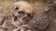 Nalezený hrob lučištníka, kultura se zvoncovitými poháry. Nalezený hrob lučištníka, kultura se zvoncovitými poháry.
