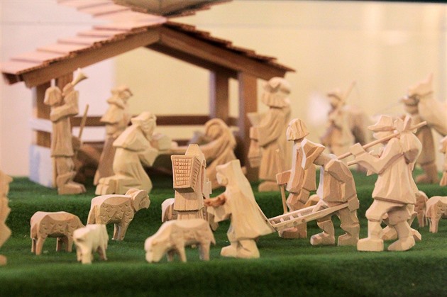 Na výstav Pojme spolu do betléma v sokolovském muzeu jsou vedle tradiních...