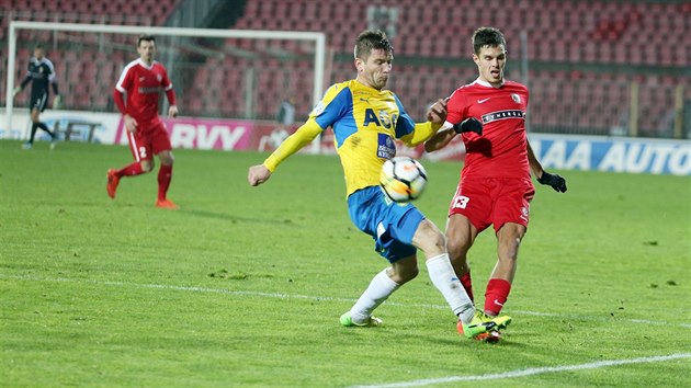 Momentka z prvoligovho duelu Brno (erven) vs. Teplice