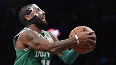 Kyrie Irving dostal po zlomenině v obličeji masku, Boston táhl k výhře nad... Kyrie Irving dostal po zlomenině v obličeji masku, Boston táhl k výhře nad...