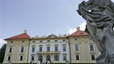 Zámek ve Slavkově u Brna. Zámek ve Slavkově u Brna.