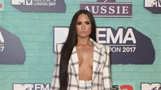 Zpěvačka Demi Lovato na udílení evropských hudebních cen MTV (Londýn, 12.... Zpěvačka Demi Lovato na udílení evropských hudebních cen MTV (Londýn, 12....