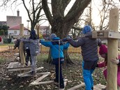 Jako první si vyzkoušeli nové multifunkční dětské hřiště v Poděbradech... Jako první si vyzkoušeli nové multifunkční dětské hřiště v Poděbradech...