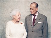 Krlovna Albta II. a princ Philip oslavili 70. vro svatby. (20. listopadu...