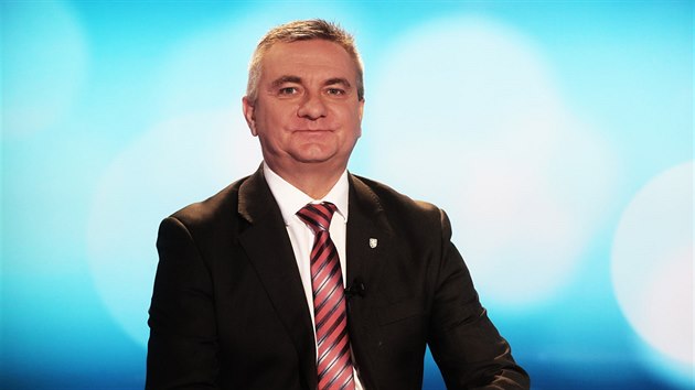 Vedouc Kancele prezidenta republiky Vratislav Myn v diskusnm poadu Rozstel. (20. listopadu 2017)