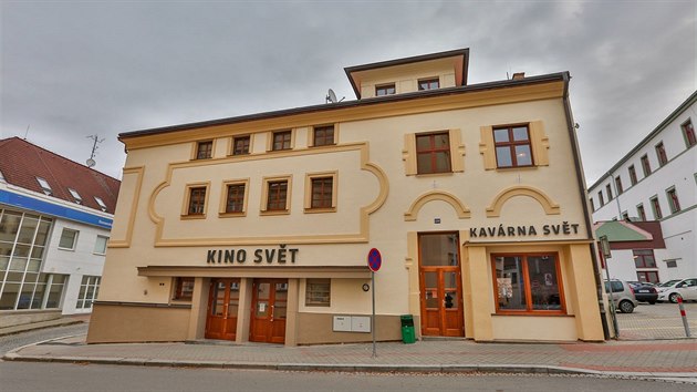 Kino Svt v Tboe m po 30 letech novou fasdu.