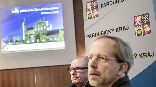 Josef Pleskot a Petr Veteka, dva z trojice architekt, kte pomhaj vylepit pardubick zmek. Chyb Ladislav Lbus. 21.11. 2017