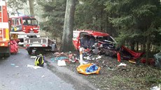 Tragická nehoda nedaleko Bystrého u Poličky. (24.11.2017) Tragická nehoda nedaleko Bystrého u Poličky. (24.11.2017)
