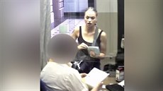 Neznámá žena poslala do věznice spolu s knihou i pervitin Neznámá žena poslala do věznice spolu s knihou i pervitin