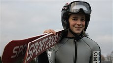 Na můstcích absolvuje Jolana Hradilová ročně kolem 200 skoků. Ty nejdelší jsou... Na můstcích absolvuje Jolana Hradilová ročně kolem 200 skoků. Ty nejdelší jsou...
