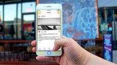 Chytré sklo pro iPhone s klávesami navíc IntelliTouch+ Chytré sklo pro iPhone s klávesami navíc IntelliTouch+