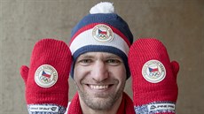 Ondřej Synek představuje oblečení pro českou výpravu, která zamíří na zimní... Ondřej Synek představuje oblečení pro českou výpravu, která zamíří na zimní...