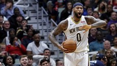 DeMarcus Cousins z New Orleans ostře nesouhlasí, že by měl být vyloučen. Krátce... DeMarcus Cousins z New Orleans ostře nesouhlasí, že by měl být vyloučen. Krátce...