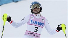 Bernadette Schildová v cíli slalomu v Killingtonu