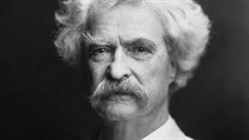 Mark Twain na fotografii A. F. Bradleyho z roku 1907 Mark Twain na fotografii A. F. Bradleyho z roku 1907