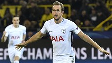 Harry Kane z Tottenhamu slaví vyrovnávací branku na hřišti Dortmundu. Harry Kane z Tottenhamu slaví vyrovnávací branku na hřišti Dortmundu.