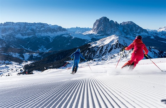 Oblíbené stedisko Val Gardena s úasnými sjezdovkami.