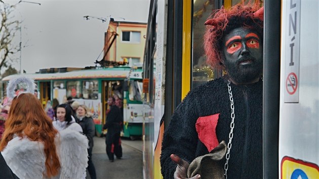 Tramvaj s erty vyjela v Liberci u popatnct.