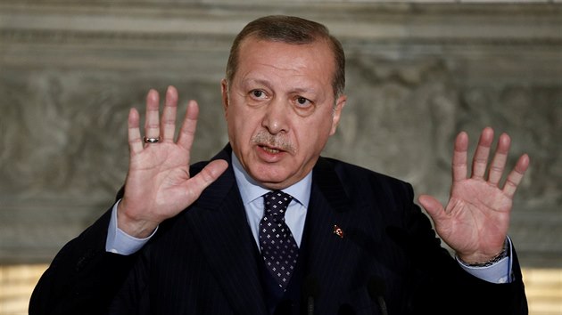 Tureck prezident Recep Tayyip Erdogan. (7. prosince 2017)