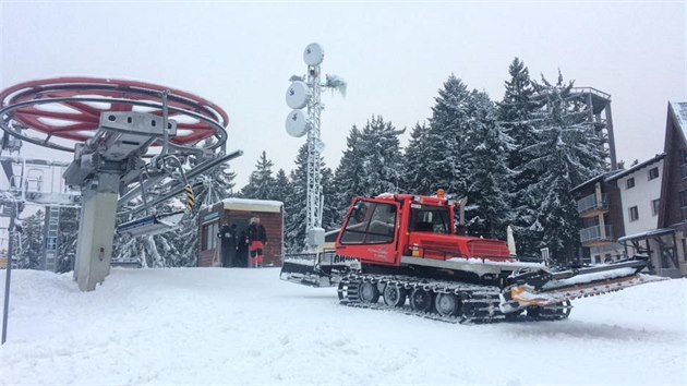 Ve Skiarelu Lipno finiovaly ve tvrtek ppravy na zahjen sezony.