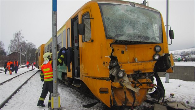 Srka osobnho a nkladnho vlaku v Brumov-Bylnici.