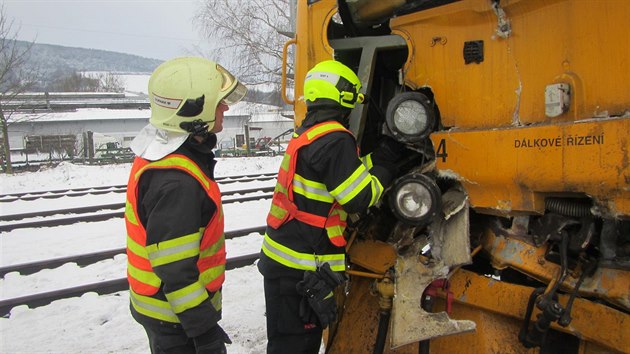 Srka osobnho a nkladnho vlaku v Brumov-Bylnici.