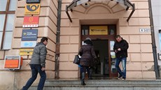 Služby České pošty jsou poslední dobou v Jihlavě mezi lidmi velmi často... Služby České pošty jsou poslední dobou v Jihlavě mezi lidmi velmi často...