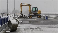 Stavba Prodloužené Rudné se zastavila. Na jak dlouho? To zatím není jisté. (30.... Stavba Prodloužené Rudné se zastavila. Na jak dlouho? To zatím není jisté. (30....