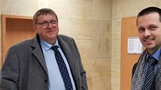 Bývalý zastupitel a podnikatel Jiří Zelenka (vlevo) čelí obžalobě za pomluvu. Bývalý zastupitel a podnikatel Jiří Zelenka (vlevo) čelí obžalobě za pomluvu.