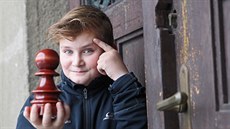 Šachy bystří rozum, trpělivost a soustředění. To vše se snaží do svých partií s... Šachy bystří rozum, trpělivost a soustředění. To vše se snaží do svých partií s...