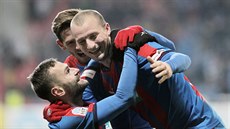Plzeňský útočník Michael Krmenčík slaví gól do jablonecké sítě v obležení... Plzeňský útočník Michael Krmenčík slaví gól do jablonecké sítě v obležení...