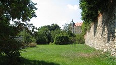 Pozemek v žádané lokalitě Znojma prodával Úřad pro zastupování státu ve věcech... Pozemek v žádané lokalitě Znojma prodával Úřad pro zastupování státu ve věcech...
