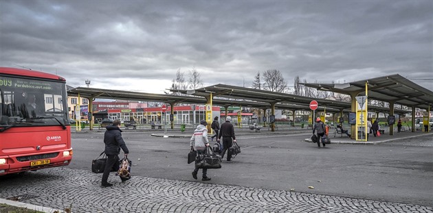 Pardubické autobusové nádraí skoní. Pozemky pod ním koupil Jaroslav Strnad....