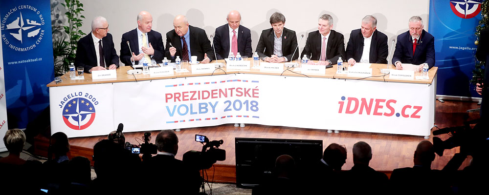 Debata osmi prezidentských kandidátů o obraně, bezpečnosti a zahraniční... Debata osmi prezidentských kandidátů o obraně, bezpečnosti a zahraniční...