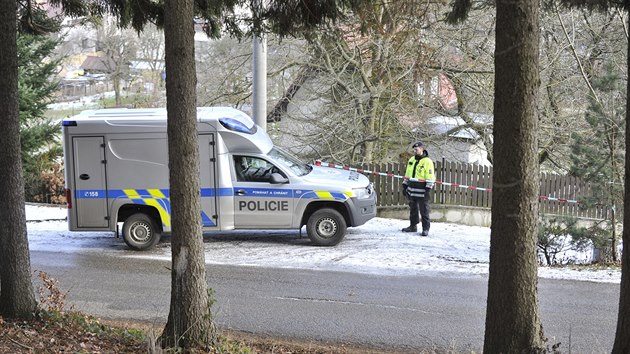 Kriminalist v sobotu ve tokch na Havlkobrodsku prohledvali dm bvalho partnera eny zavradn v Jihlav.