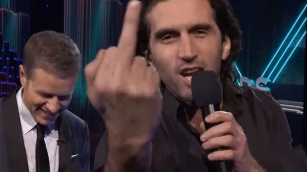 Josef Fares na pedávání The Game Awards