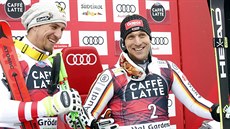 Max Franz (vlevo) a Josef Ferstl na stupních vítězů po předčasně ukončeném... Max Franz (vlevo) a Josef Ferstl na stupních vítězů po předčasně ukončeném...