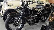 Návštěvníci muzea historických vozidel Old Timer v Kopřivnici na Novojičínsku... Návštěvníci muzea historických vozidel Old Timer v Kopřivnici na Novojičínsku...