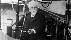 Hiram Stevens Maxim byl vynálezce a muž, který věřil v moc vědy a sílu lidského... Hiram Stevens Maxim byl vynálezce a muž, který věřil v moc vědy a sílu lidského...