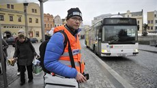 Na nový systém MHD v Havlíčkově Brodě si někteří cestující před koncem roku... Na nový systém MHD v Havlíčkově Brodě si někteří cestující před koncem roku...