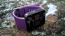 Sportnovní hodinky Garmin Forerunner 30 se chlubí velmi přehledným kontrastním... Sportnovní hodinky Garmin Forerunner 30 se chlubí velmi přehledným kontrastním...