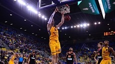 Ondřej Balvín z Gran Canarie smečuje proti Ulmu. Ondřej Balvín z Gran Canarie smečuje proti Ulmu.