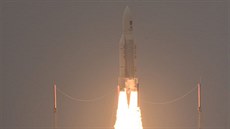 Start evropské rakety Ariane 5 ES se čtyřmi družicemi navigačního systému... Start evropské rakety Ariane 5 ES se čtyřmi družicemi navigačního systému...