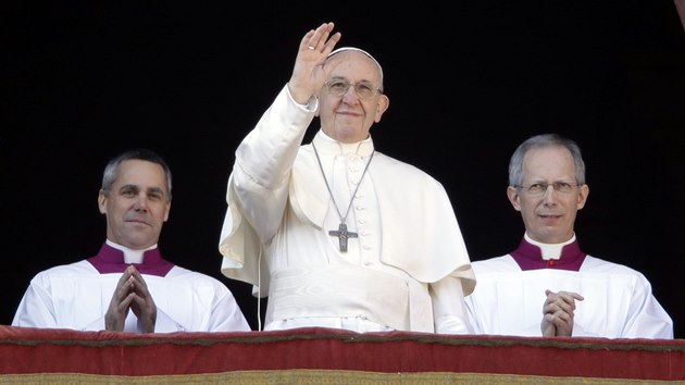 Pape v pondl poehnal Mstu a svtu (25. prosince 2017)