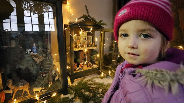 Vzácné betlémy ze sbírky Helmuta Petera jsou k vidění ve františkolázeňském chrámu sv. Olgy