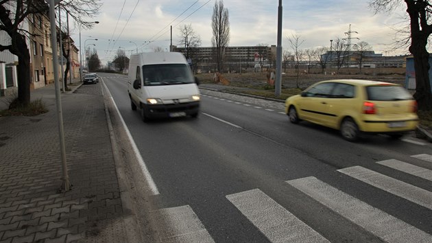 Hlavn stavebn prce na peloce Domalick tdy v Plzni a rekonstrukce eleznin trati Plze-Domalice zanou v beznu ptho roku. (27. 12. 2017)